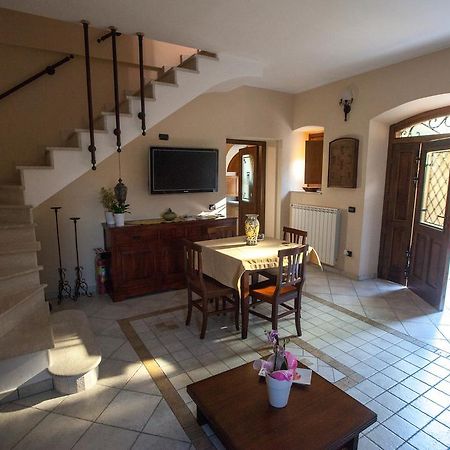 B&B Le Viole Arce Exterior photo