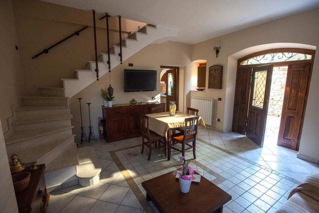 B&B Le Viole Arce Exterior photo
